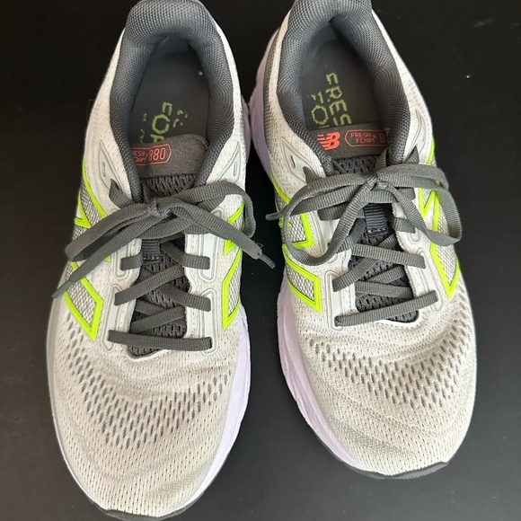 New Balance Fresh Foam X 880v14 Women's Grey Lime Glo Left Size 7.5 Right Size 8 - Picture 6 of 10